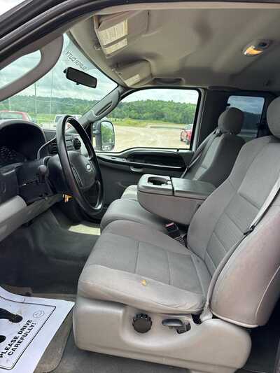 2005 Ford F250 Ext Cab, $7900. Photo 6