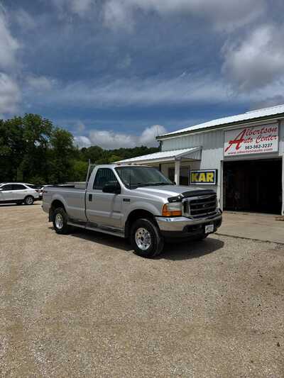 2001 Ford F250 Reg Cab, $19900. Photo 2