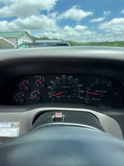 2001 Ford F250 Reg Cab, $19900. Photo 3
