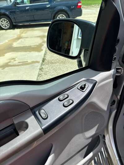 2001 Ford F250 Reg Cab, $19900. Photo 5