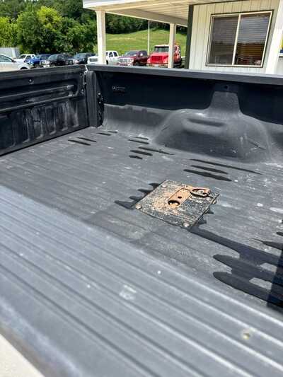 2001 Ford F250 Reg Cab, $19900. Photo 8