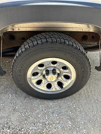 2005 Chevrolet Silverado 1500, $6500. Photo 11