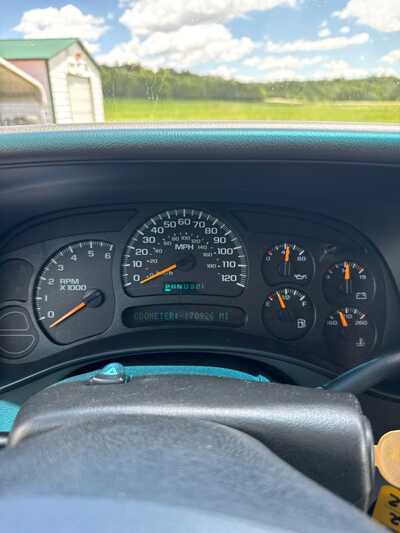 2005 Chevrolet Silverado 1500, $6500. Photo 3