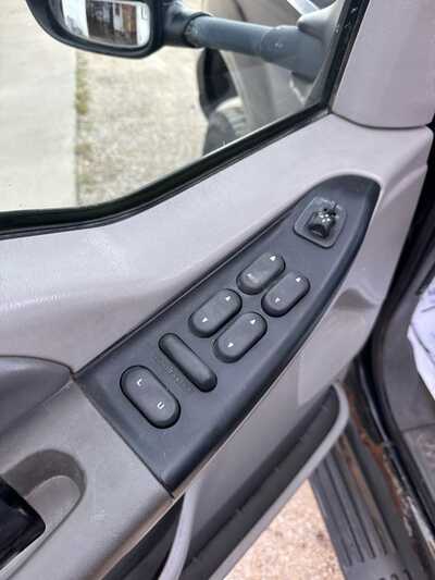 1999 Ford F350 Crew Cab, $7900. Photo 5