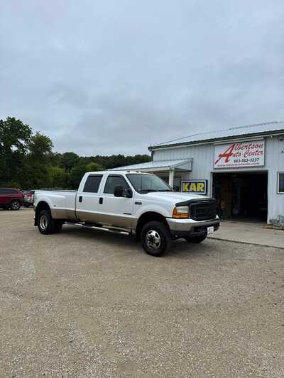 2000 Ford Super Duty, $15900. Photo 2