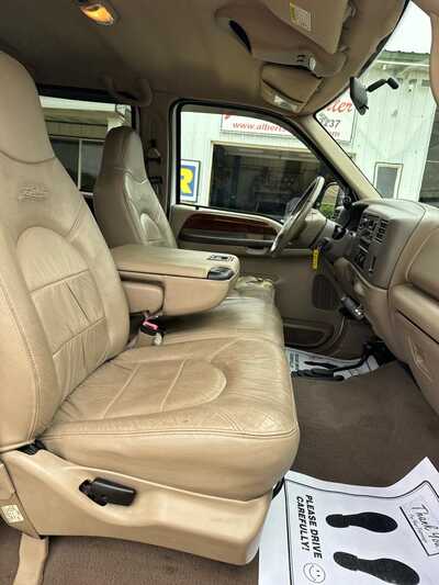 2000 Ford Super Duty, $15900. Photo 7