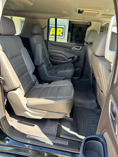 2015 GMC Yukon XL, $14900. Photo 10
