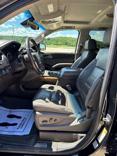2015 GMC Yukon XL, $14900. Photo 6