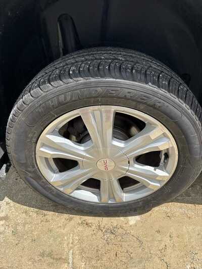 2016 GMC Terrain, $9900. Photo 10