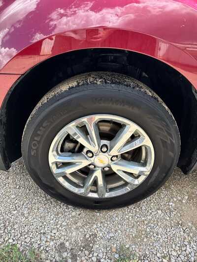 2017 Chevrolet Equinox, $8500. Photo 12