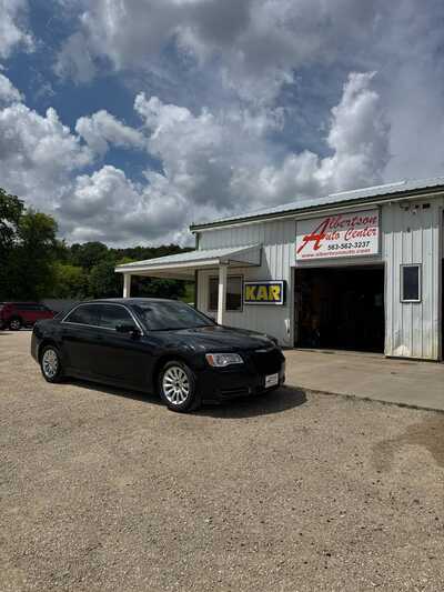 2013 Chrysler 300, $5900. Photo 2