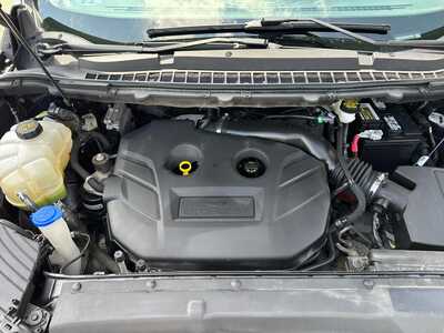 2017 Ford Edge, $13500. Photo 12
