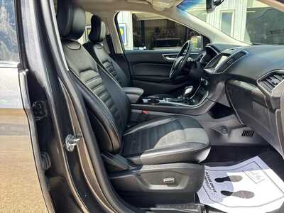 2017 Ford Edge, $13500. Photo 8