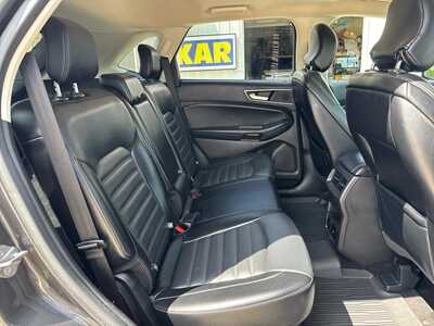 2017 Ford Edge, $13500. Photo 9