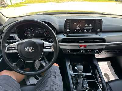 2021 Kia Telluride, $22500. Photo 4