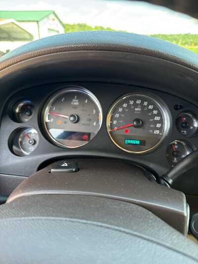 2007 GMC Yukon XL, $4900. Photo 3