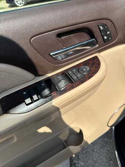 2007 GMC Yukon XL, $4900. Photo 5