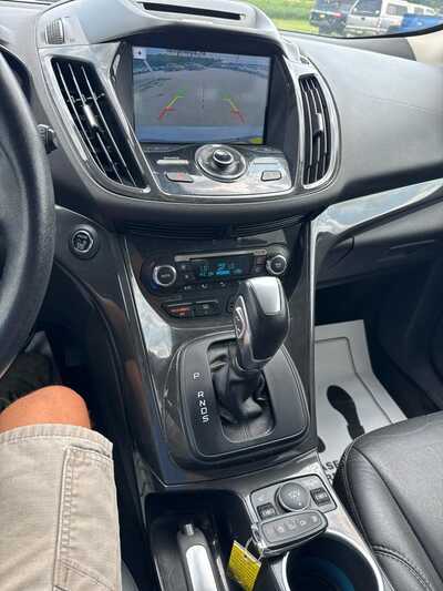 2016 Ford Escape, $11900. Photo 5