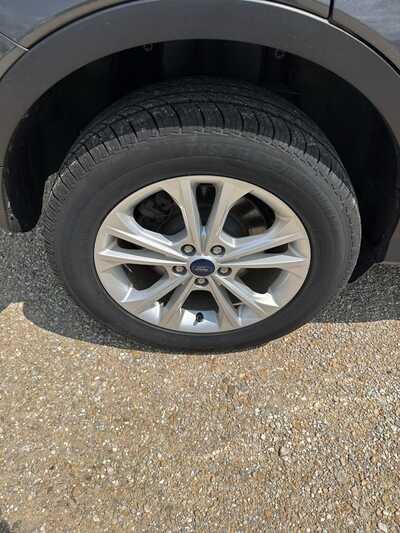 2017 Ford Escape, $13500. Photo 10