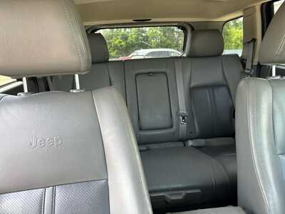 2006 Jeep Grand Cherokee, $4500. Photo 11