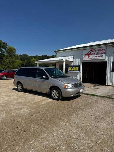 2005 Mercury Monterey, $2500. Photo 2