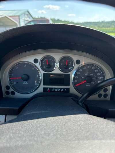 2005 Mercury Monterey, $2500. Photo 3