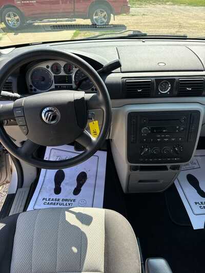 2005 Mercury Monterey, $2500. Photo 4