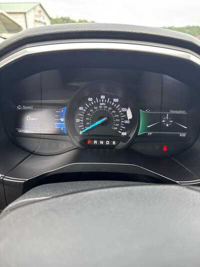 2019 Ford Edge, $11500. Photo 3