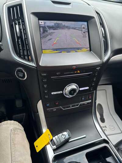 2019 Ford Edge, $11500. Photo 5