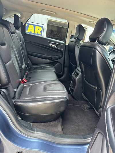 2019 Ford Edge, $11500. Photo 9