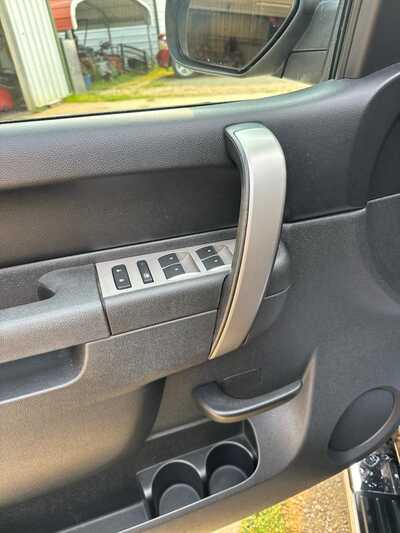2011 Chevrolet 1500 Ext Cab, $13900. Photo 6