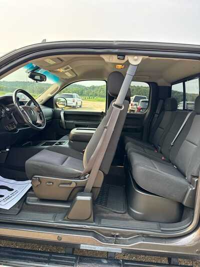 2011 Chevrolet 1500 Ext Cab, $13900. Photo 7