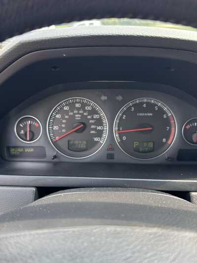 2007 Volvo XC90, $3500. Photo 3