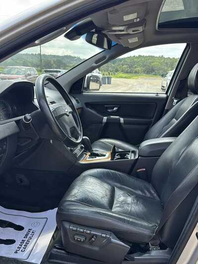 2007 Volvo XC90, $3500. Photo 6