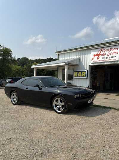 2010 Dodge Challenger, $14900. Photo 2