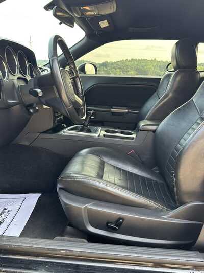 2010 Dodge Challenger, $14900. Photo 6