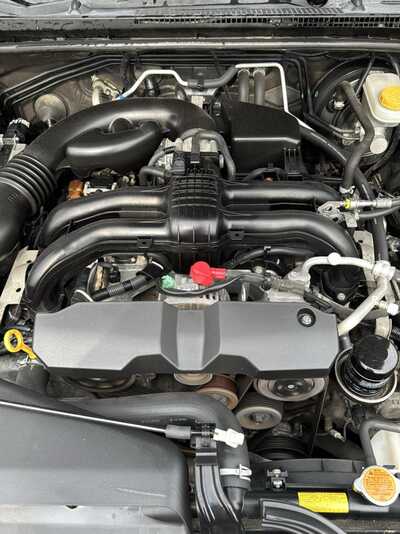 2013 Subaru XV Crosstrek, $10900. Photo 12