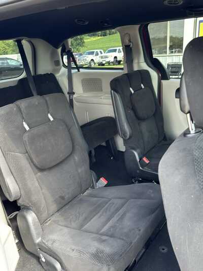 2016 Dodge Grand Caravan, $4900. Photo 10