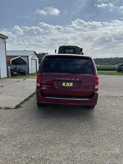 2016 Dodge Grand Caravan, $4900. Photo 11