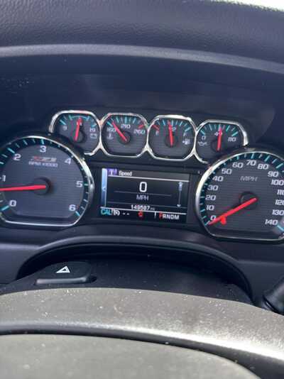 2015 Chevrolet 1500 Crew Cab, $14900. Photo 3