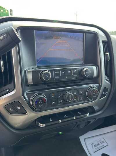2015 Chevrolet 1500 Crew Cab, $14900. Photo 5