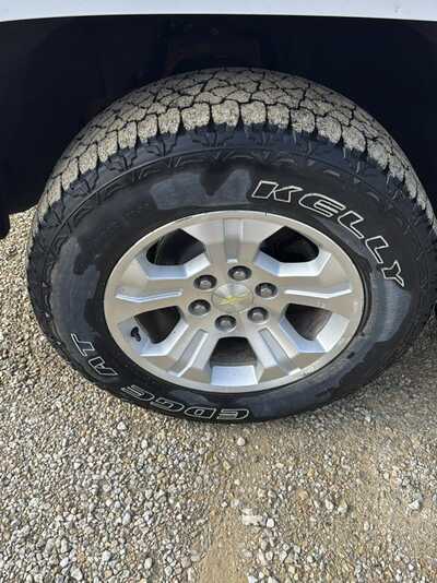 2015 Chevrolet 1500 Crew Cab, $11900. Photo 12