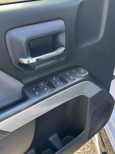 2015 Chevrolet 1500 Crew Cab, $11900. Photo 6