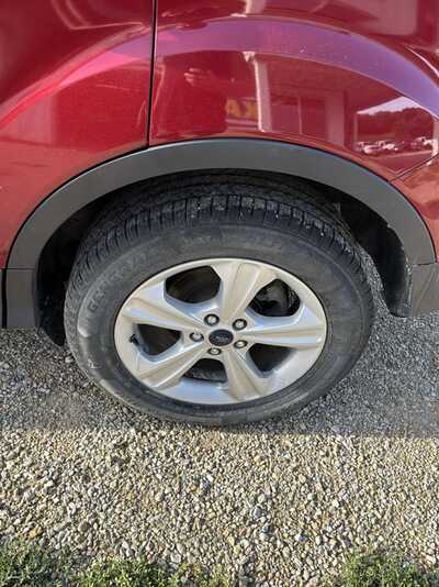 2014 Ford Escape, $4900. Photo 10