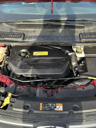 2014 Ford Escape, $4900. Photo 11