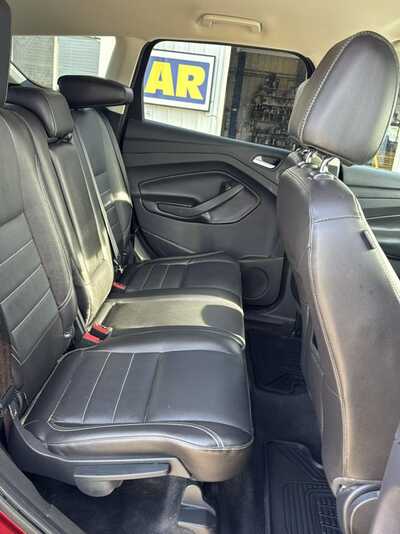 2014 Ford Escape, $4900. Photo 8