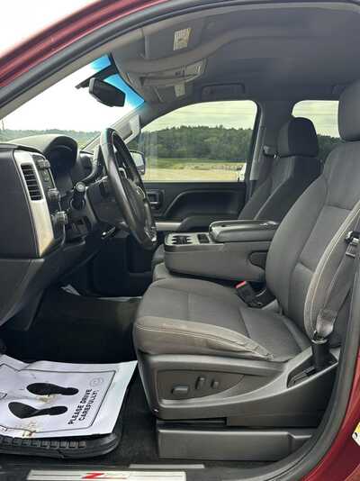 2017 Chevrolet 1500 Crew Cab, $18500. Photo 7