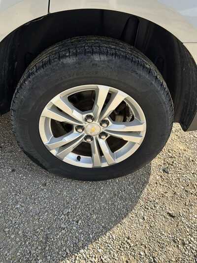 2013 Chevrolet Equinox, $7900. Photo 10