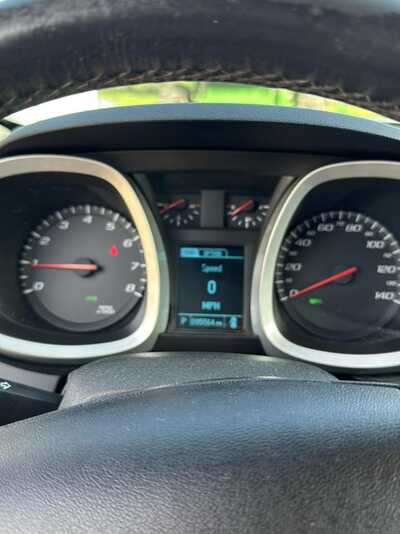 2013 Chevrolet Equinox, $7900. Photo 3