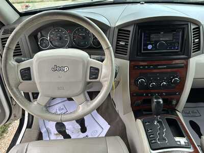 2007 Jeep Grand Cherokee, $3900. Photo 4